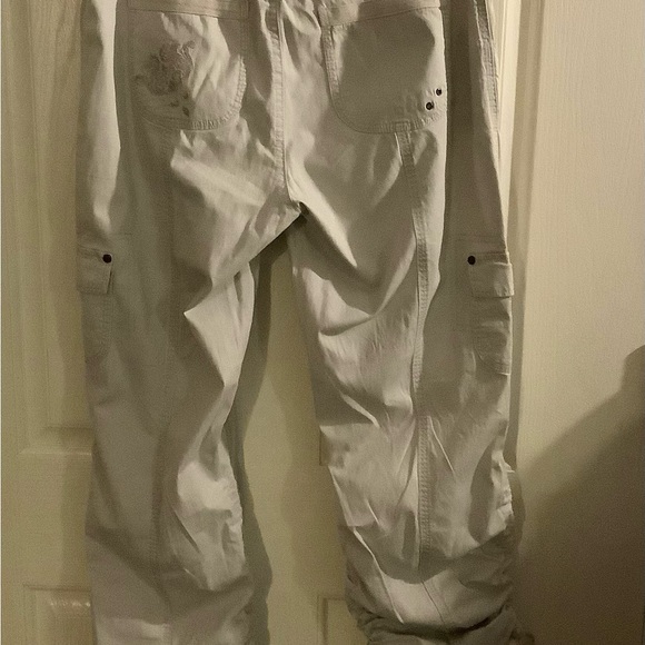 INC Brand Women’s cargo pant, light beige, size 8. - Picture 9 of 9